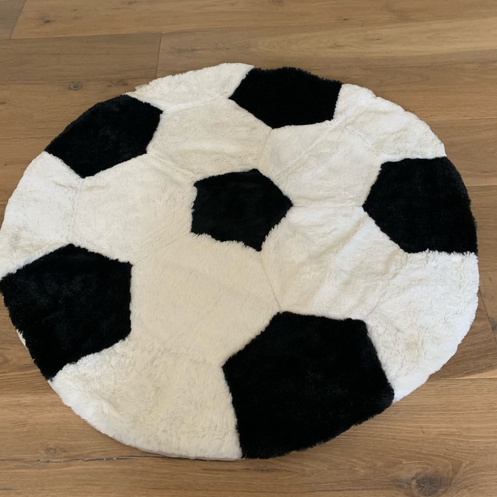 Gund Soccer Play Mat